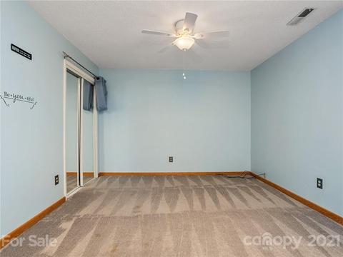 950 White Oak Ln, Tryon, NC 28782 photo 17