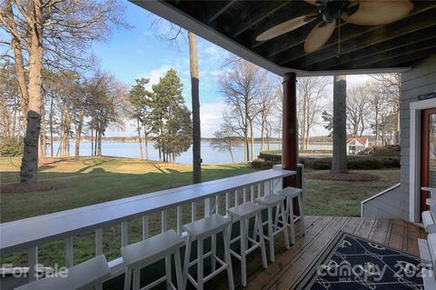 307 Northwest Dr, Davidson, NC 28036 photo 3