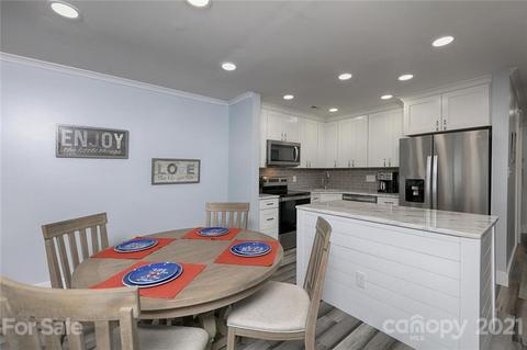 307 Northwest Dr, Davidson, NC 28036 photo 9