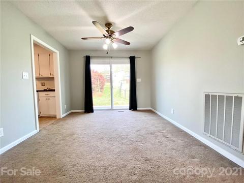 78 Cedar Rd, Hickory, NC 28601 photo 3