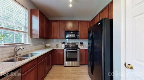 10818 Traders Ct, Davidson, NC 28036 photo 14