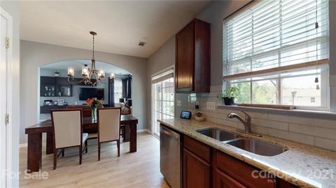 10818 Traders Ct, Davidson, NC 28036 photo 15