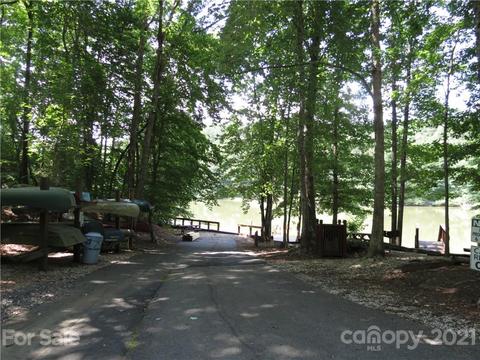 963 Double Eagle Dr, Nebo, NC 28761 photo 14