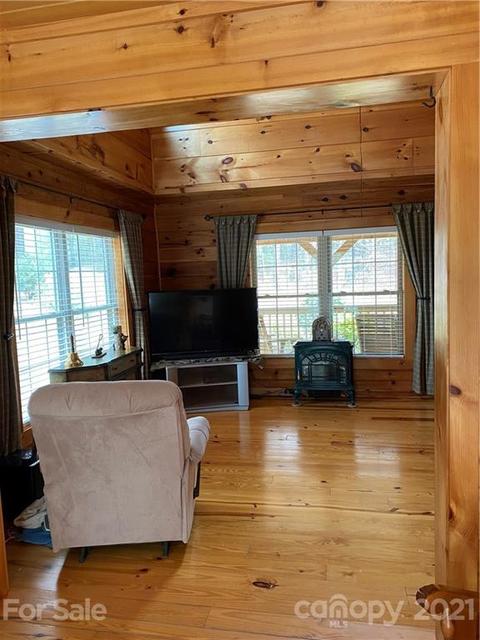 963 Double Eagle Dr, Nebo, NC 28761 photo 32