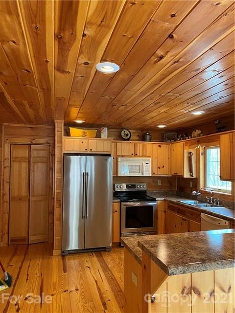 963 Double Eagle Dr, Nebo, NC 28761 photo 26