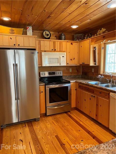 963 Double Eagle Dr, Nebo, NC 28761 photo 25