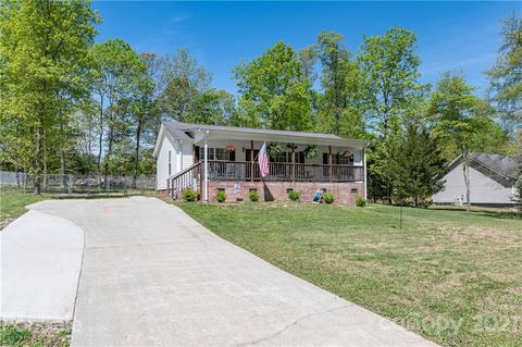 2414 Morningside Dr, Lancaster, SC 29720 photo 1