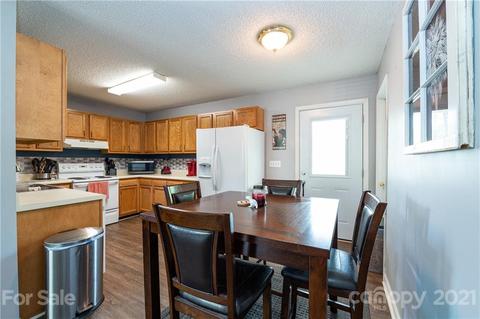2414 Morningside Dr, Lancaster, SC 29720 photo 10