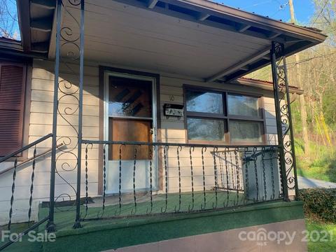 10 Painter St, Sylva, NC 28779 photo 3