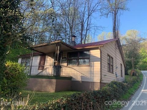 10 Painter St, Sylva, NC 28779 photo 2