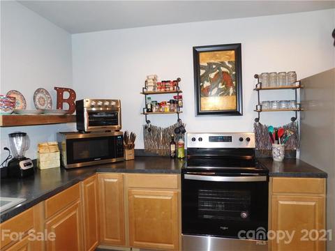 1925 Bear Paw, Hickory, NC 28602 photo 8