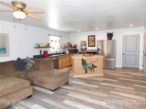 1925 Bear Paw, Hickory, NC 28602 photo 12