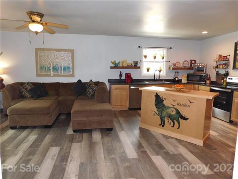 1925 Bear Paw, Hickory, NC 28602 photo 9