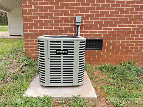 1855 Young Dr, Conover, NC 28613 photo 20
