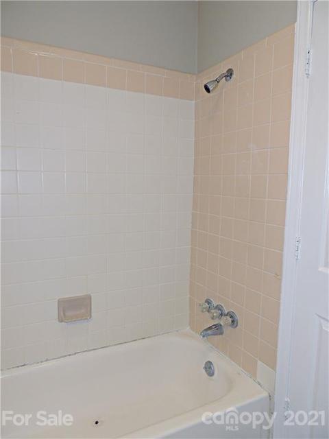 1855 Young Dr, Conover, NC 28613 photo 9
