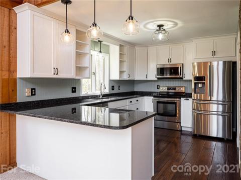14 Whitaker View Rd, Fairview, NC 28730 photo 5