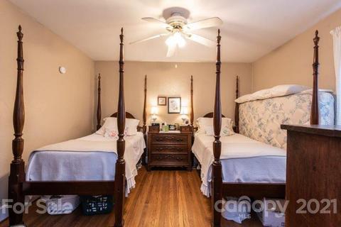 818 3rd Ave NW, Hickory, NC 28601 photo 27