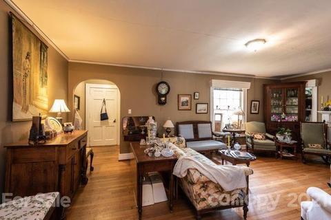 818 3rd Ave NW, Hickory, NC 28601 photo 11