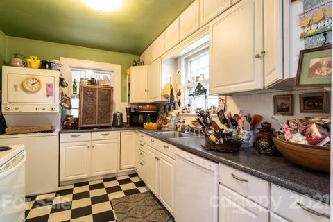 818 3rd Ave NW, Hickory, NC 28601 photo 19