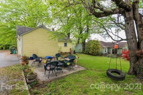 818 3rd Ave NW, Hickory, NC 28601 photo 4