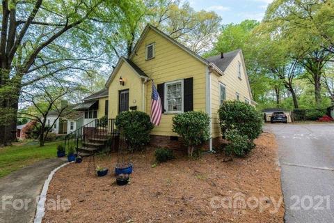 818 3rd Ave NW, Hickory, NC 28601 photo 2
