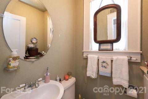 818 3rd Ave NW, Hickory, NC 28601 photo 26