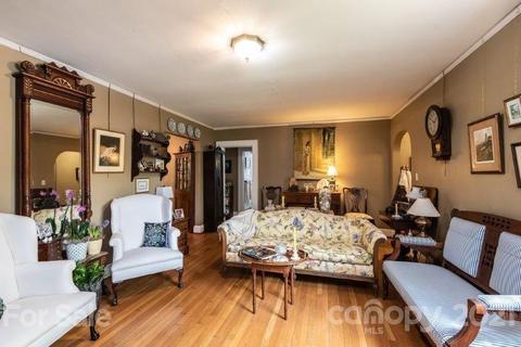 818 3rd Ave NW, Hickory, NC 28601 photo 13