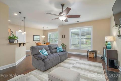 513 Daventry Ct, Clover, SC 29710 photo 15