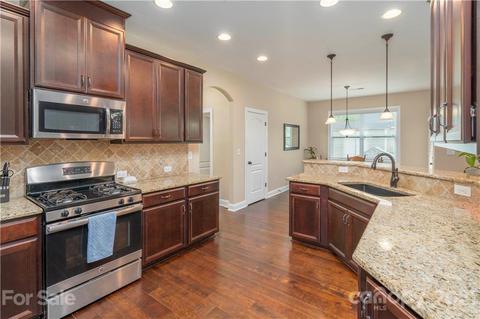 513 Daventry Ct, Clover, SC 29710 photo 6