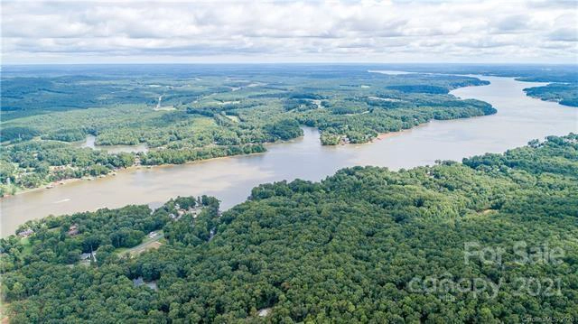 14 Emerald Shrs Rd  