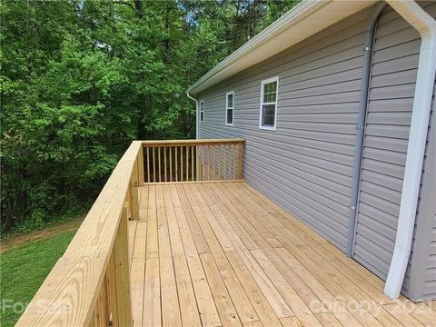 1172 Sunset Ct, Conover, NC 28613 photo 9