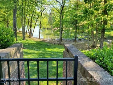525 Southeast Dr, Davidson, NC 28036 photo 6
