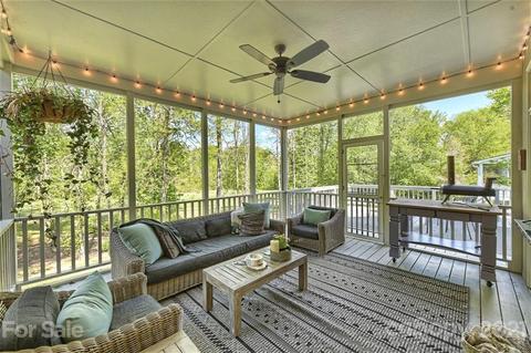 18731 River Falls Dr, Davidson, NC 28036 photo 5
