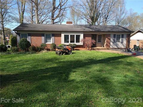 115 3rd St NE, Conover, NC 28613 photo 1