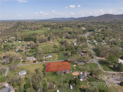 2180 E Winds Ave, Morganton, NC 28655