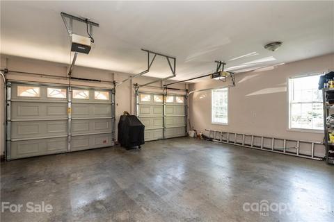 5649 Crown Ter, Hickory, NC 28601 photo 19