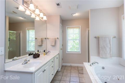 5649 Crown Ter, Hickory, NC 28601 photo 24