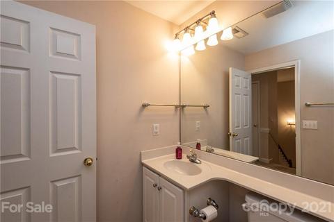 5649 Crown Ter, Hickory, NC 28601 photo 27