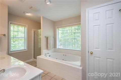5649 Crown Ter, Hickory, NC 28601 photo 25