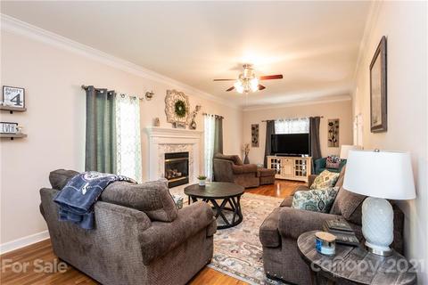 5649 Crown Ter, Hickory, NC 28601 photo 11