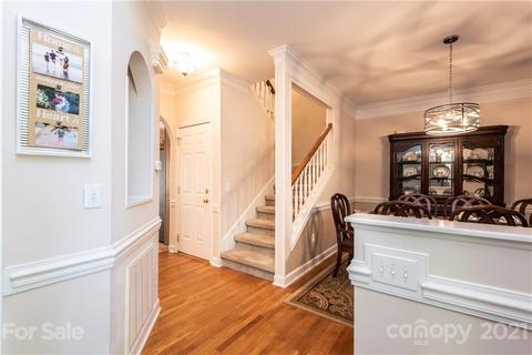 5649 Crown Ter, Hickory, NC 28601 photo 8