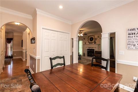 5649 Crown Ter, Hickory, NC 28601 photo 13