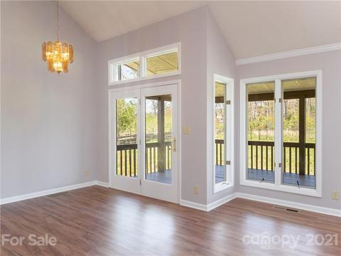 39 White Pine Dr, Fletcher, NC 28732 photo 5
