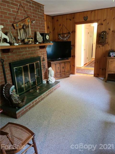 116 Glengary Dr, Flat Rock, NC 28731 photo 8