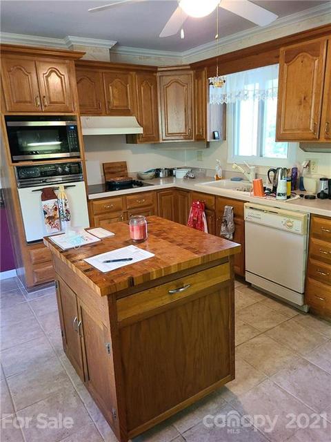 116 Glengary Dr, Flat Rock, NC 28731 photo 9