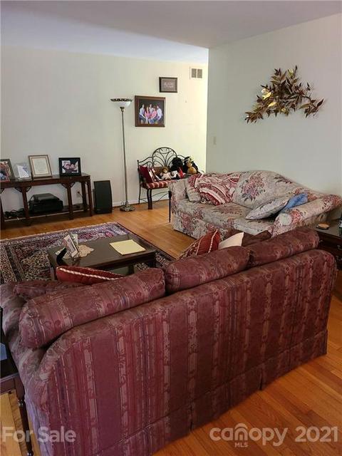 116 Glengary Dr, Flat Rock, NC 28731 photo 13