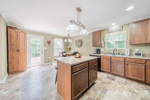 405 Robin Dr, Monroe, NC 28112 photo 12