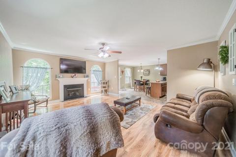 405 Robin Dr, Monroe, NC 28112 photo 6