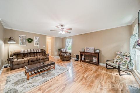405 Robin Dr, Monroe, NC 28112 photo 8