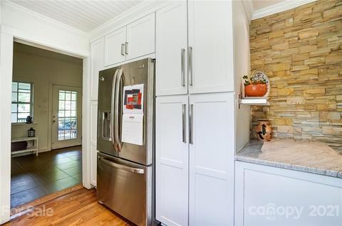 4364 Applegate Rd, Charlotte, NC 28209 photo 10